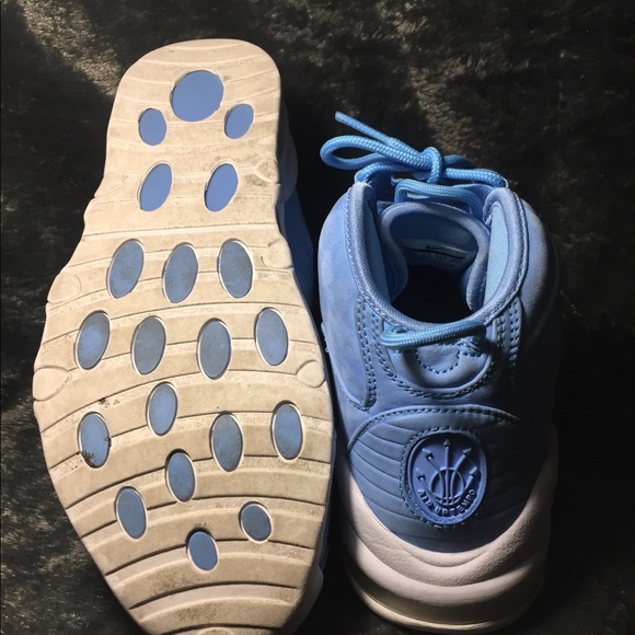 Baby blue nike air - Picture 3 of 4